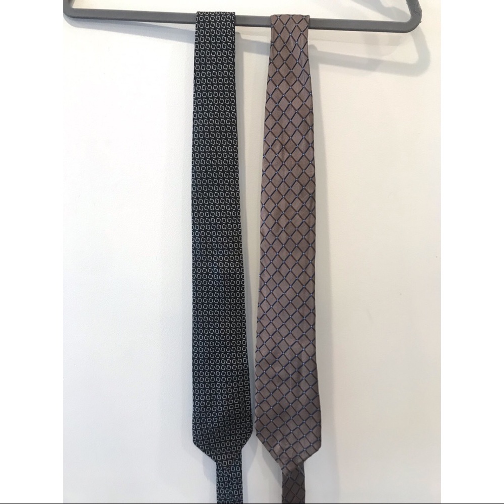 Pierre Cardin + Beau Brummel Ties - Picture 2 of 2